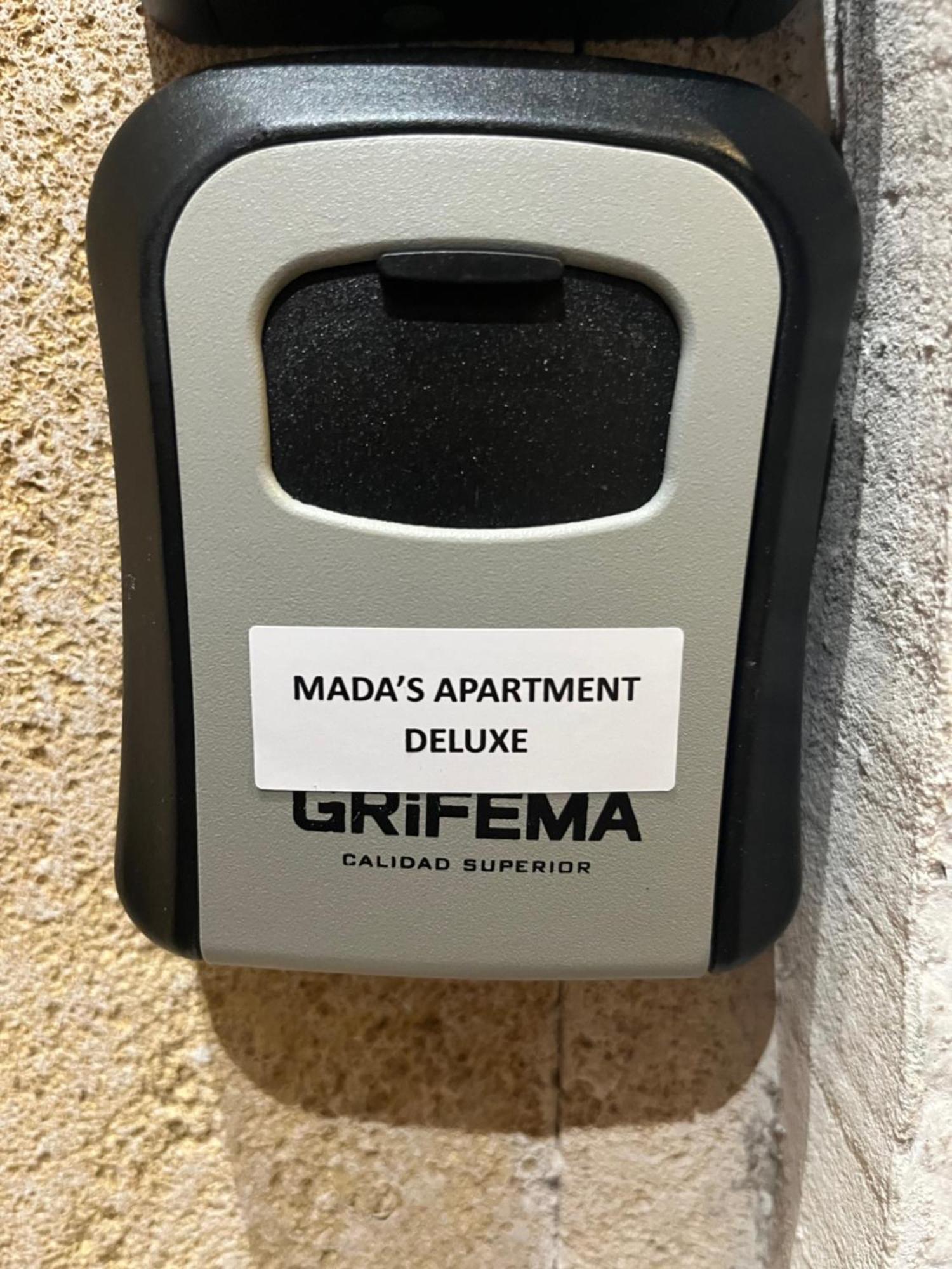 Mada'S Apartment Deluxe Bari Eksteriør bilde