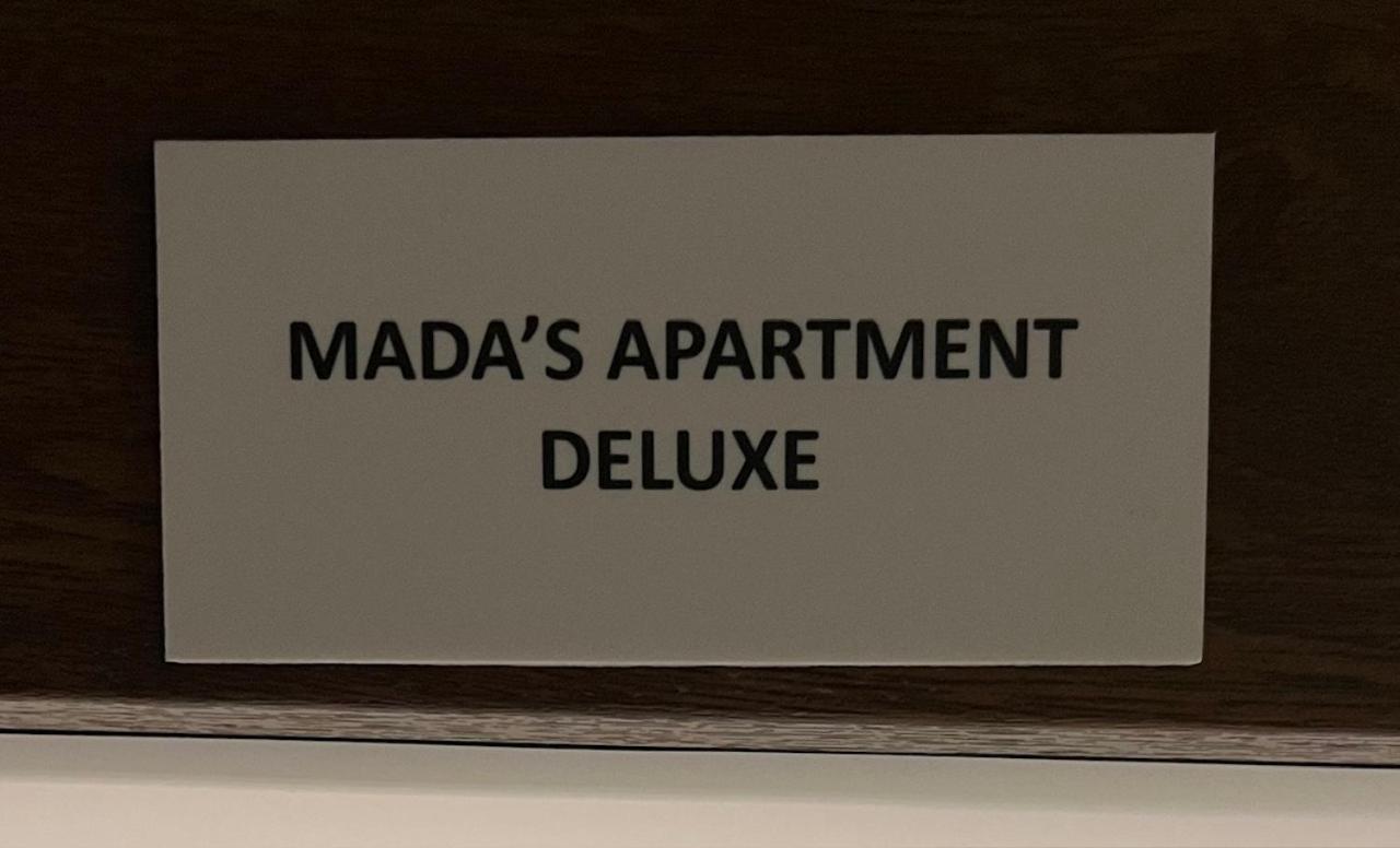 Mada'S Apartment Deluxe Bari Eksteriør bilde